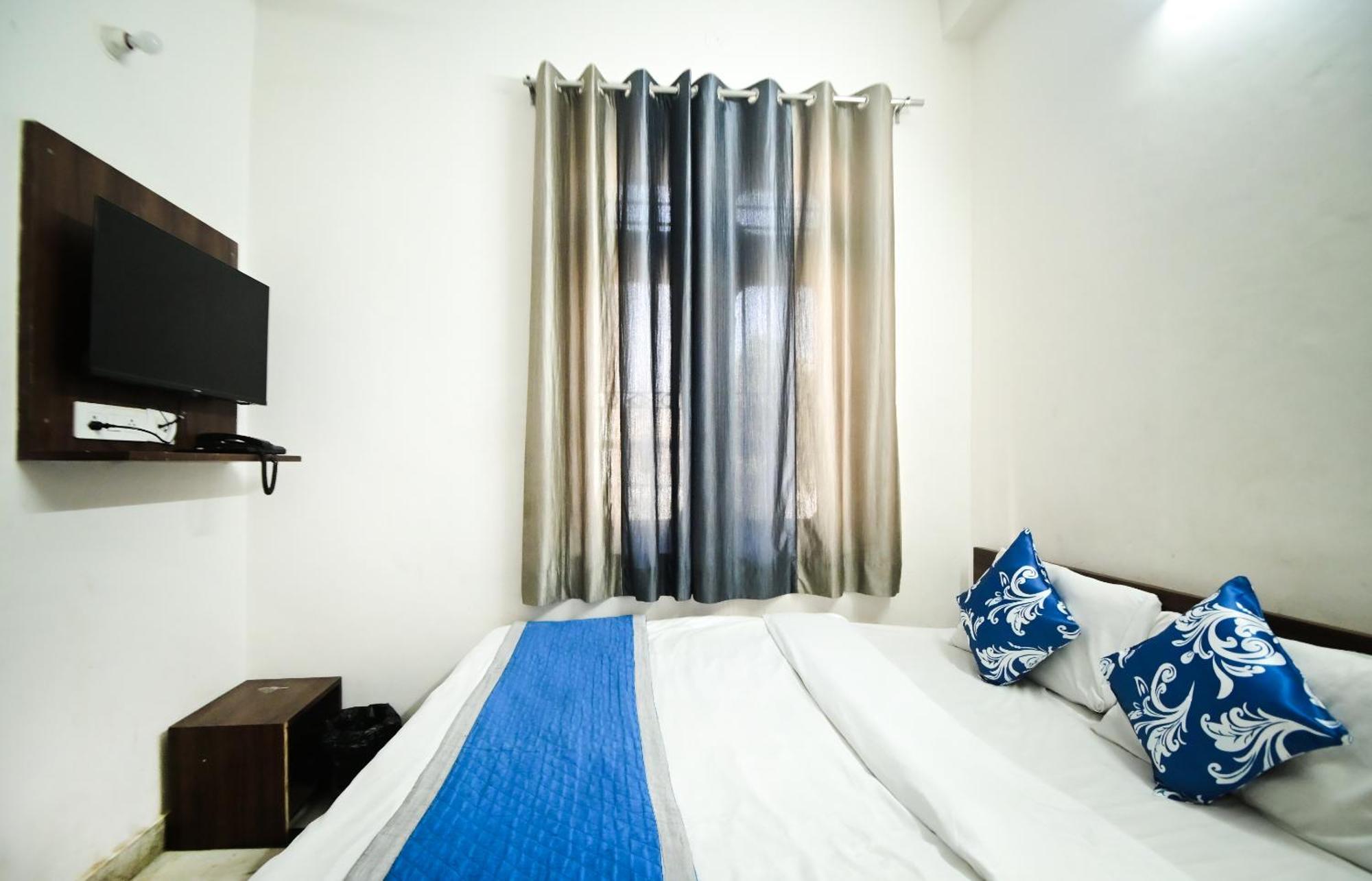 Hotel Apoorv - Near Jaipur Railway Station ภายนอก รูปภาพ