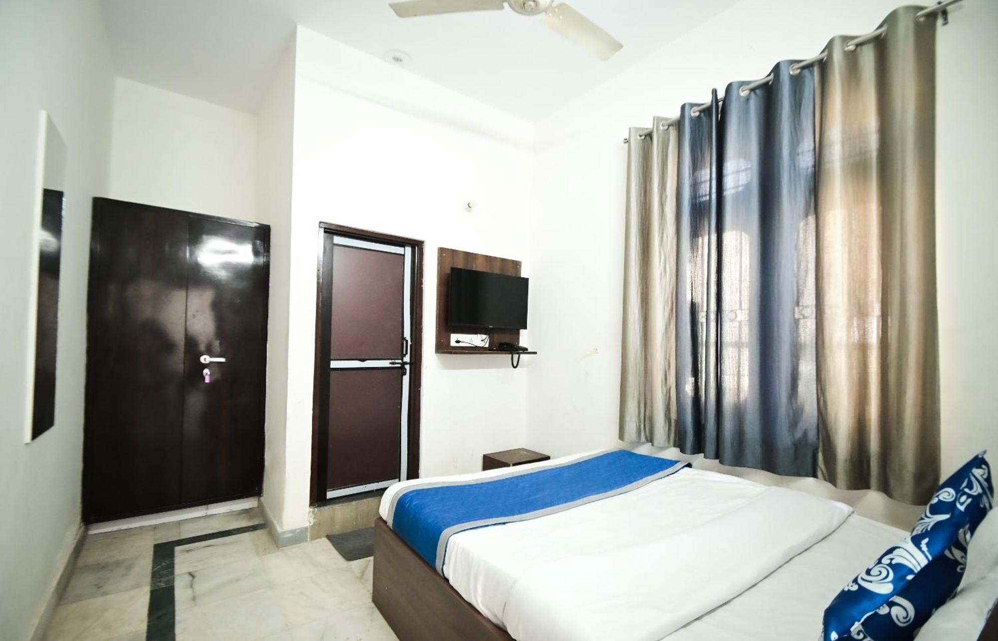 Hotel Apoorv - Near Jaipur Railway Station ภายนอก รูปภาพ
