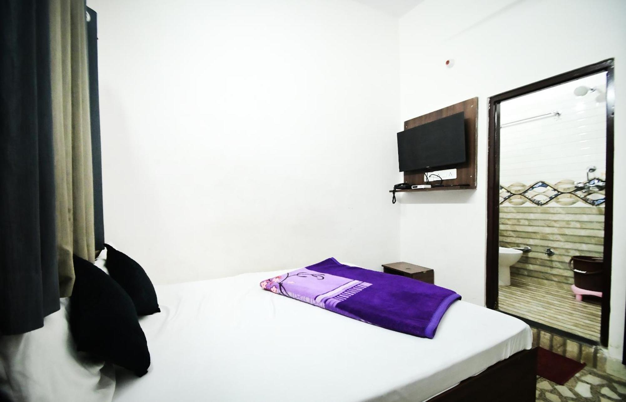 Hotel Apoorv - Near Jaipur Railway Station ภายนอก รูปภาพ
