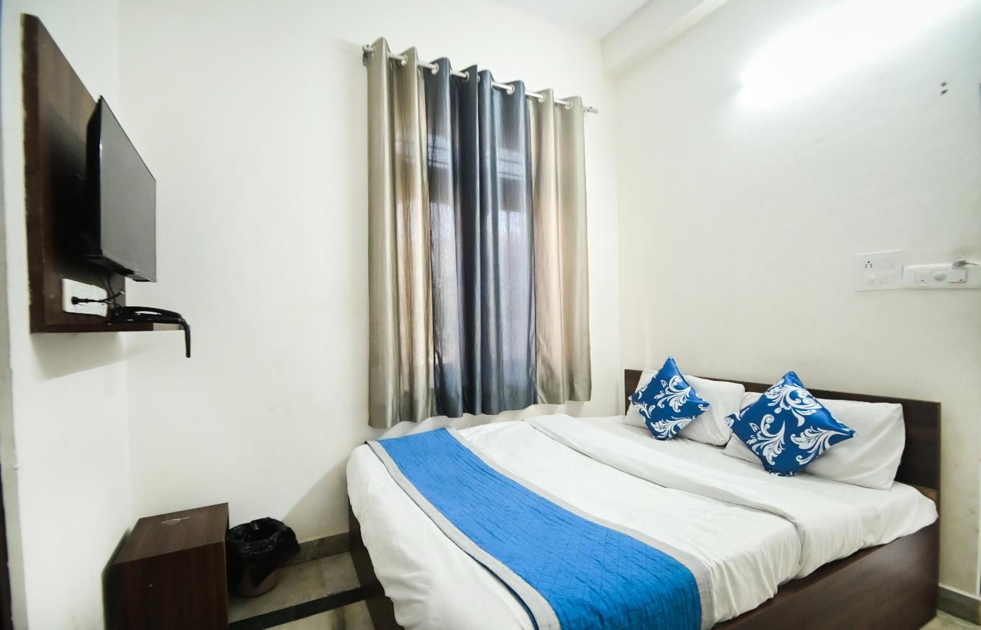 Hotel Apoorv - Near Jaipur Railway Station ภายนอก รูปภาพ