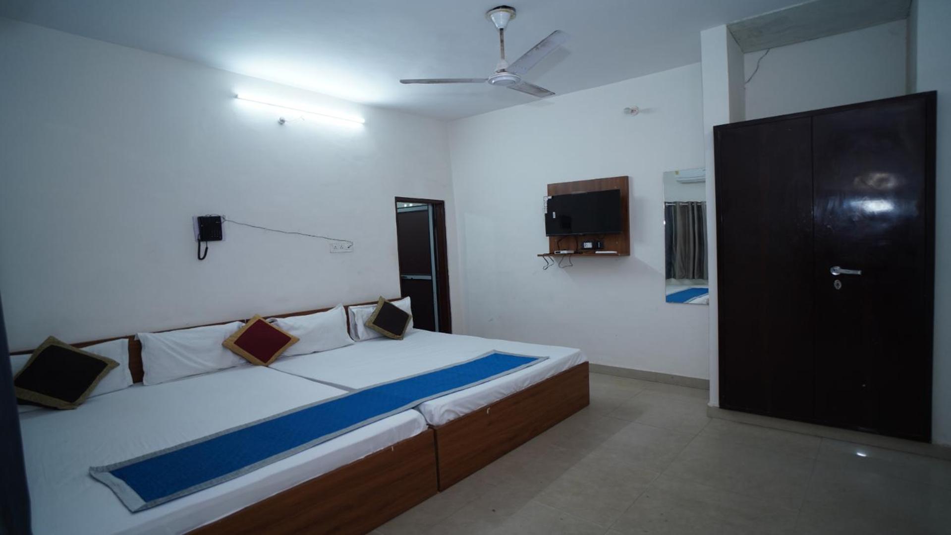 Hotel Apoorv - Near Jaipur Railway Station ห้อง รูปภาพ